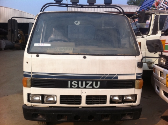 ISUZU หัว NKR เครื่อง 100 แรง หัวลากคัสซี สภาพพร้อมใช้ ราคาพร้อมต่อรอง