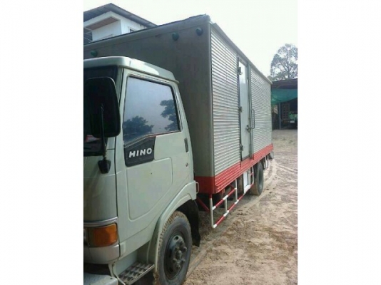 ขายHINO FC2W ปี38 เครื่อง WO4D เครื่องดี แชสซีสวย เอกสารพร้อมโอน