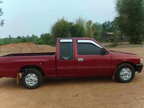 ขาย isuzu spacecab พร้อมใช้