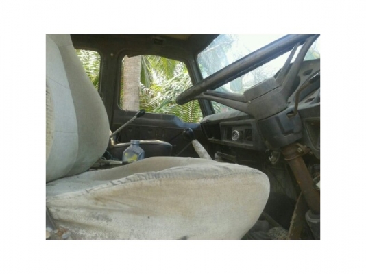 ขายNISSAN UD 2เพลาใหญ่ เครื่อง225แรง สภาพพร้อมใช้งาน เอกสารพร้อมโอน