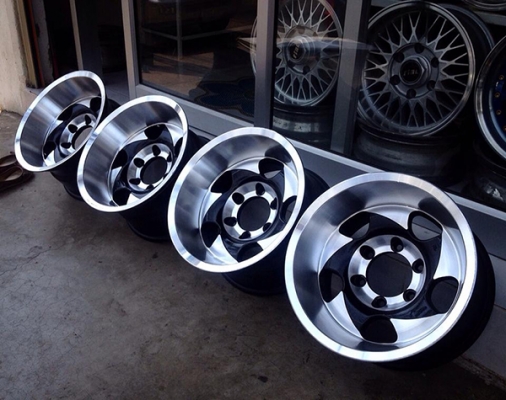 ขายล้อ Enkei ขอบ 15x8.5 ออฟ-20 6/139.7 ออฟลึกๆ สวยมาก