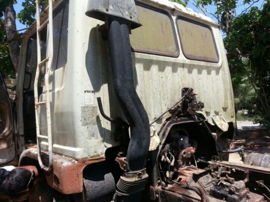 รถฮีโน่ 10 ล้อ  KT925   168 แรงม้า.  ( ขายหัว , คัชซี )   สนใจติดต่อ 081 - 6079515