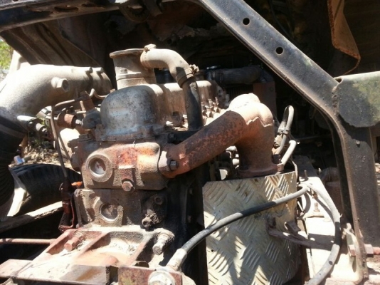 รถฮีโน่ 10 ล้อ  KT925   168 แรงม้า.  ( ขายหัว , คัชซี )   สนใจติดต่อ 081 - 6079515