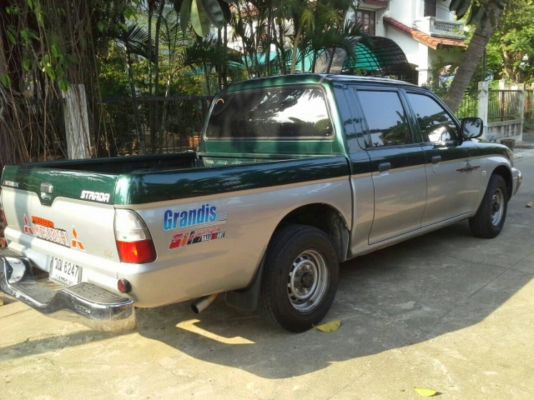 มิตซูบิชิ ปี02 4ประตู สีเขียว-ทูโทน 2.5 M/T สวยๆ เดิมๆ ขายไม่แพง
