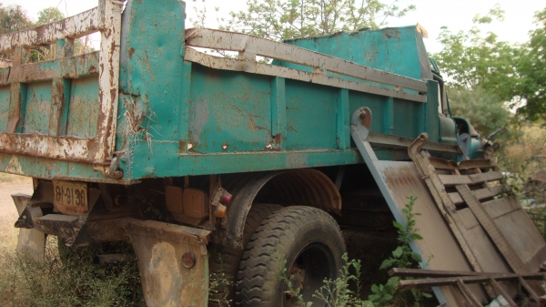 ยังอยู่ครับ สอบถามได้เลย ขายได้ขายเลยครับ