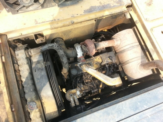 แบคโฮkomatsu 120 mack 5