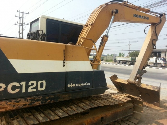 แบคโฮkomatsu 120 mack 5