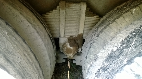 10ล้อเพลาเดียวISUZU JCM เครื่อง6BF1  185แรง สีและยางไม่สวย...