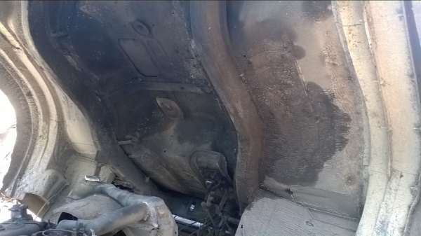 10ล้อเพลาเดียวISUZU JCM เครื่อง6BF1  185แรง สีและยางไม่สวย...