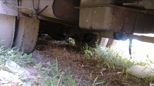 10ล้อเพลาเดียวISUZU JCM เครื่อง6BF1  185แรง สีและยางไม่สวย...