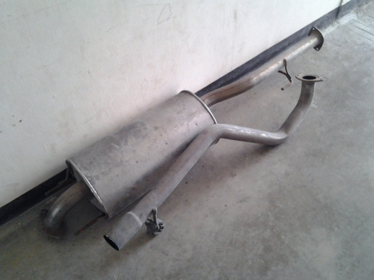 ขายท่อเดิม TOYOTA VIGO พรีรันเนอร์  สวยๆครับ