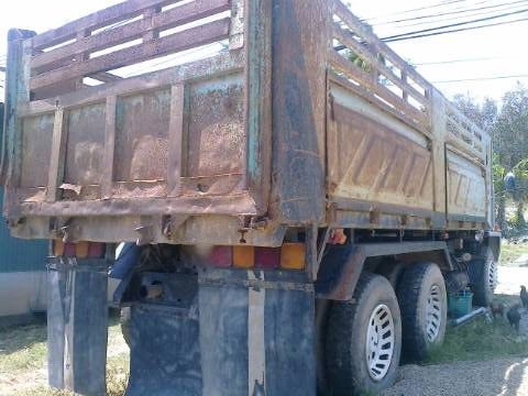 รถอีซูซุ 10 ล้อดั้ม FXZ  195 แรงม้า. ปี 39  ( นางฟ้าแท้ )  สนใจติดต่อ 081 - 6079515