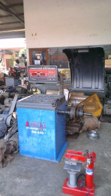 Sell> ขายเหมาเลิกกิจการ ร้านยาง เครื่องถอดยาง+เครื่องถ่วงล้อ+ตัวสตรีมความร้อน กำแพงแสน นครปฐมครับ