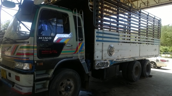 HINO FL1J สิบล้อเพลาเดียวเครื่อง275แรง EP100 เทอร์โบ รั้วคอกมีเนียม...