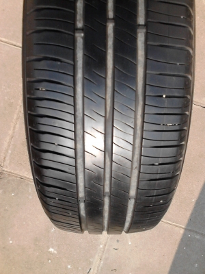 205/60R15 MICHELIN ENERGY XM2 มี ชุด 4 เส้น TEL.081-427-3941
