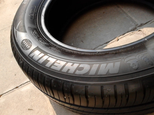 205/60R15 MICHELIN ENERGY XM2 มี ชุด 4 เส้น TEL.081-427-3941