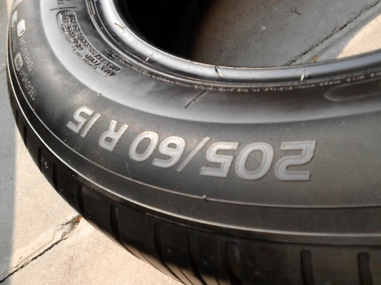 205/60R15 MICHELIN ENERGY XM2 มี ชุด 4 เส้น TEL.081-427-3941