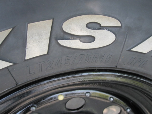 ขายกระทะเหล็ก 16 + ยาง 2 ชุด