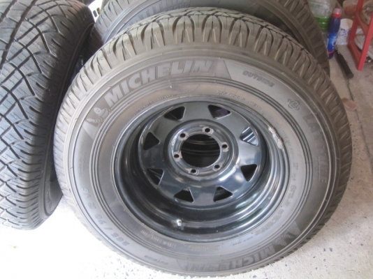 ขายกระทะเหล็ก 16 + ยาง 2 ชุด