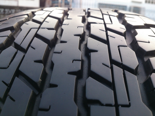 ขายแม็ก ALL NEW MAZDA พร้อมยางDUNLOP 265/65R17 ยนางสัปดาห์ที่47 ปี12 ดอกยางสวยลึกเท่ากันไม่ร้าวไม่แตกลายสภาพยาง 95\% จำนวน 1 ชุด