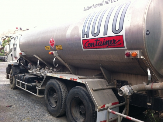 ขายรถ 10ล้อบรรทุกน้ำมัน 16000 ลิตร ISUZU DECA 195 แรงม้า ขายรถ 10ล้อบรรทุกน้ำมัน 16000 ลิตร ISUZU DECA 195 แรงม้า