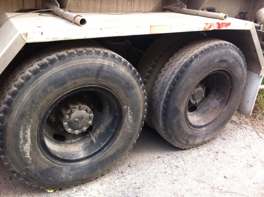 ขายรถ 10ล้อบรรทุกน้ำมัน 16000 ลิตร ISUZU DECA 195 แรงม้า ขายรถ 10ล้อบรรทุกน้ำมัน 16000 ลิตร ISUZU DECA 195 แรงม้า