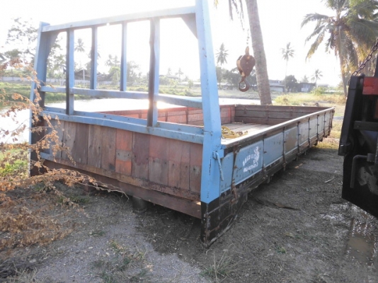 ขายกระบะ รถหกล้อ ยาว430 กว้าง200 คัชซี 67 คายดีครับ