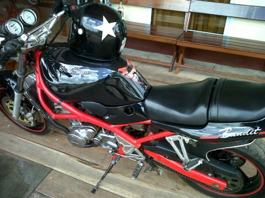 ขาย / แลก  Suzuki Bandit  250cc.  ทะเบียนแท้  ราคานี้ลดสุดๆแล้วครับ  ยอมขาดทุนแล้ว