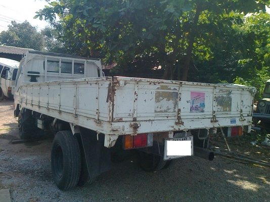 MITSUBISHI Canter 115 แรงม้า 6 ล้อ กระบะคาร์โก้