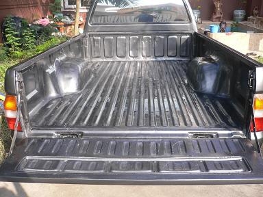 ขายกระบะ หัวเดียว MITSUBISHI L200 STRADA 2.5 SINGLE CAB ปี 1997 สีเทา เกียร์ธรรมดา ขายกระบะ หัวเดียว MITSUBISHI L200 STRADA 2.5 SINGLE CAB ปี 1997 สีเทา เกียร์ธรรมดา