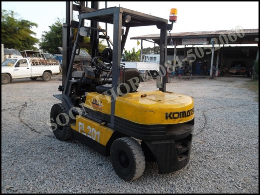 ขายด่วน ฟอร์คลิฟต์ KOMATSU FD25-11 2.5 ตัน เสาสูง 3M เครื่องดีเซล สภาพสวยใหม่ พร้อมใช้ ราคาสุดคุ้ม