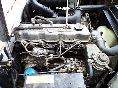 ขายรถยกนิสสัน 2.5 ตัน  เครื่องดีเซล เกียร์ออโต้  กระบอกคู่ เสาสูง 3 เมตร ยางตันใหม่ 4 ล้อ  พวงมาลัยเพาเว่อร์  สีเดิมจากนอก นำเข้าจากญี่ปุ่น ใช้งานได้ทันที