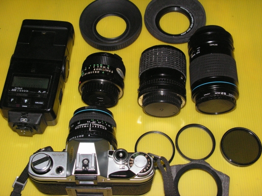 กล้องCanon AE-1(พี่ที่อยู่ปราจีนมารับของไปเเล้วครับ) กล้องCanon AE-1(พี่ที่อยู่ปราจีนมารับของไปเเล้วครับ)