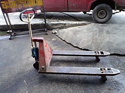 ขายถูกแฮนด์ลิฟท์ 2 ตัน (มือสอง) นำเข้าจากญี่ปุ่น ใช้งานได้ทันที