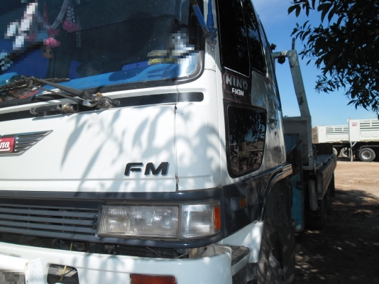 HINO  FM3M  ติดเครนห้าตันห้าปอก  เล่มทะเบียนพร้อมค่ะhttps://www.facebook.com/TruckTakeHome?ref=hl