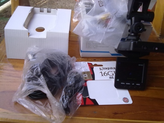 สินค้าใหม่ ขายกล้องบันทึกติดตั้งในรถยนต์ พรัอมเมน 16 G ราคา 1300 บาทพร้อมส่ง EMS สามารถล็อดภาพได้,มีAV-out,บันทึกเสียง,ถาพHDคมชัดมาก,มีแสงอินฟาเรคสามารถถ่ายในเวลากลางคืนได้ อุปกรณ์ที่จะได้ สายAV,สายชาร์ทในรถ,ถ่านชาร์ท,ขาศูนย์ยากาศติดกระจกปรับระดับได้360อง สินค้าใหม่ ขายกล้องบันทึกติดตั้งในรถยนต์ พรัอมเมน 16 G ราคา 1300 บาทพร้อมส่ง EMS สามารถล็อดภาพได้,มีAV-out,บันทึกเสียง,ถาพHDคมชัดมาก,มีแสงอินฟาเรคสามารถถ่ายในเวลากลางคืนได้ อุปกรณ์ที่จะได้ สายAV,สายชาร์ทในรถ,ถ่านชาร์ท,ขาศูนย์ยากาศติดกระจกปรับระดับได้360อง