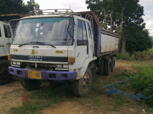 รถบรรทุก ISUZU ร็อคใหญ่ 10 ล้อ 2 เพลา รถพร้อมใช้งาน รถบรรทุก ISUZU ร็อคใหญ่ 10 ล้อ 2 เพลา รถพร้อมใช้งาน