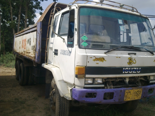 รถบรรทุก ISUZU ร็อคใหญ่ 10 ล้อ 2 เพลา รถพร้อมใช้งาน รถบรรทุก ISUZU ร็อคใหญ่ 10 ล้อ 2 เพลา รถพร้อมใช้งาน