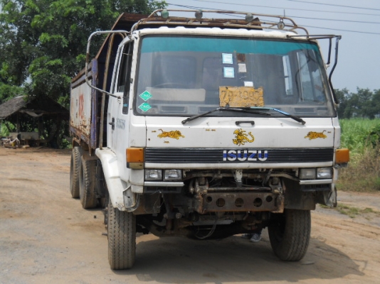 รถบรรทุก ISUZU ร็อคใหญ่  10 ล้อ  2 เพลา  รถพร้อมใช้งาน