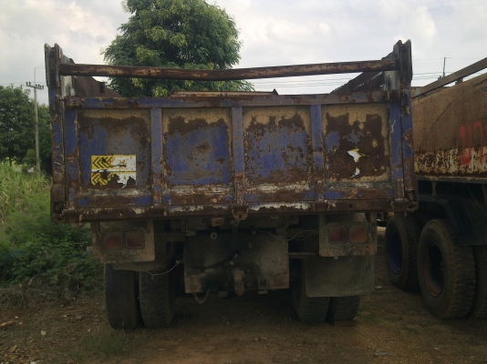 รถบรรทุก ISUZU ร็อคใหญ่ 10 ล้อ 2 เพลา รถพร้อมใช้งาน รถบรรทุก ISUZU ร็อคใหญ่ 10 ล้อ 2 เพลา รถพร้อมใช้งาน