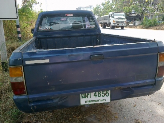 ขายด่วนรถกระบะพร้อมใช้งาน