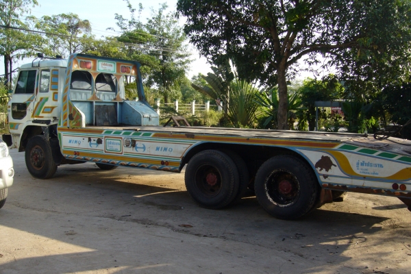 รถสิบล้อ HINO (2 เพลา)