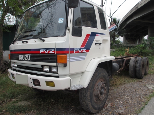 ROCKY 10ล้อ 2 เพลา 175แรงมีเกียร์ฝาก และ สโลวกลาง 6BG1 รถห้างแท้ มือเดียวตั้งแต่แรก