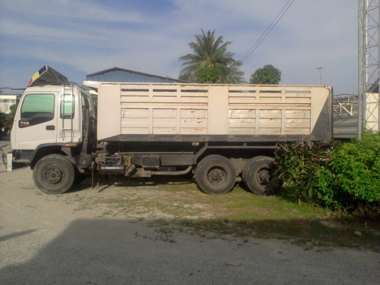 ขายสิบล้อ 270 ปี 39 รถสวย  สภาพดี