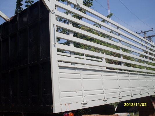 ขายกระบะใส่หกล้อใหญ่เหล็กทั้งลูก ยาว 5.50 ม. กว้าง 2.35 ม. ขายกระบะใส่หกล้อใหญ่เหล็กทั้งลูก ยาว 5.50 ม. กว้าง 2.35 ม.