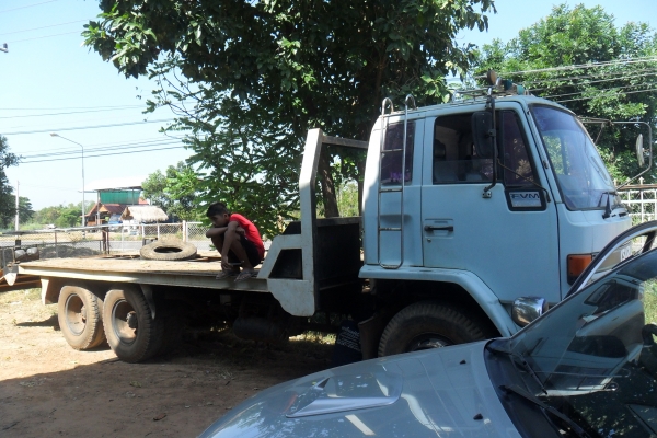 ขาย 10 ล้อ 1 เพลา เครื่อง 195 สภาพพร้อมใช้เลยคับ ราคาต่อลองกันได้คับ