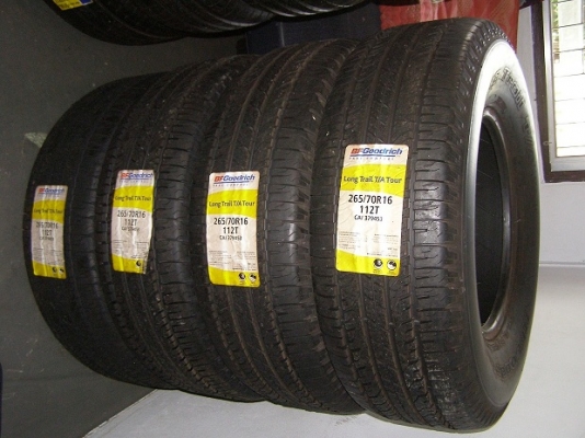 ยาง 265 70 16 BF GOODRICH LONG TRAIL ราคา 3000 บาท/เส้น เหลือไม่เยอะแล้วนะครับ ...
