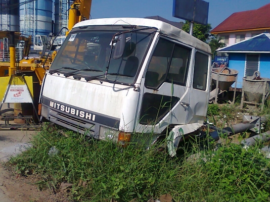 ขายด่วน..หัวเก๋งรถสิบล้อ MITSUBISHI FUSO