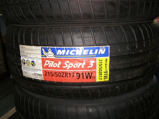 ยาง 215/50R17 MICHELIN PILOT SPORT3 ราคาเส้นละ 3000 บาท