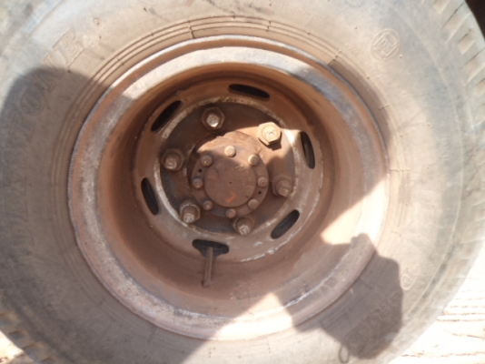 ขายรถอีซูซุNPR 120 แรงม้า สภาพสวยพร้อมใช้งาน